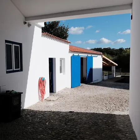 Azoia 10 - Hostel & Casas De Campo Azoia de Baixo Exterior photo